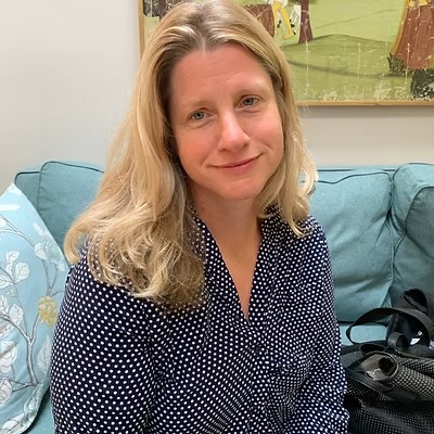 Dr. Lilly Steiner
